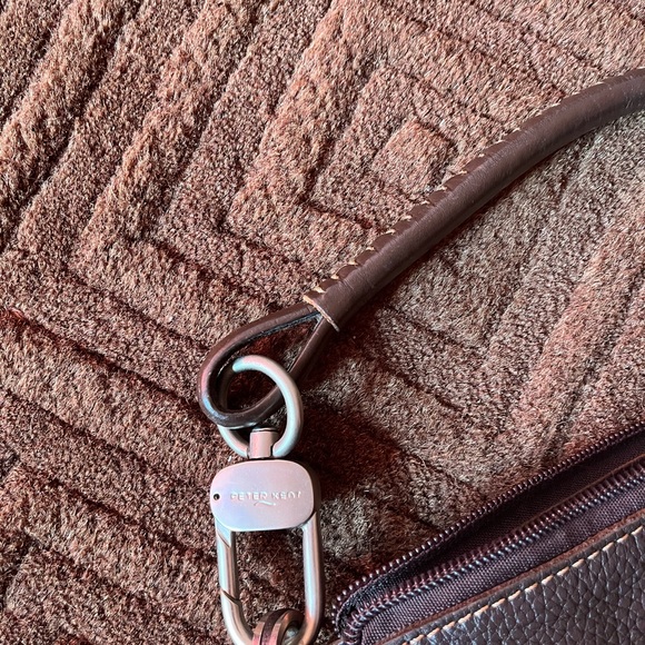 NWOT gorgeous chocolate brown pebble grain Peter Kent Bag - Picture 3 of 3